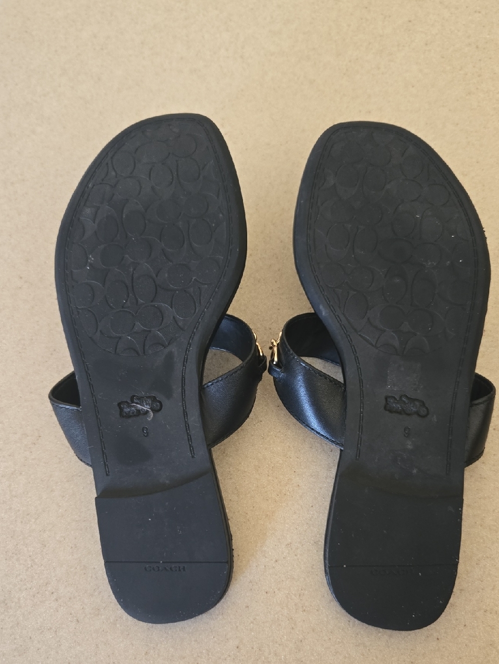 Coach Sandals - Picture 4 of 5